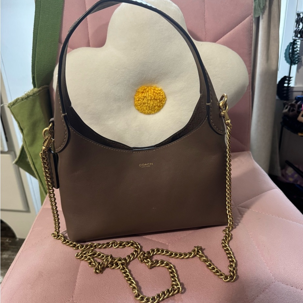 Coach Tan Leather Shoulder Bag with Gold Chain
